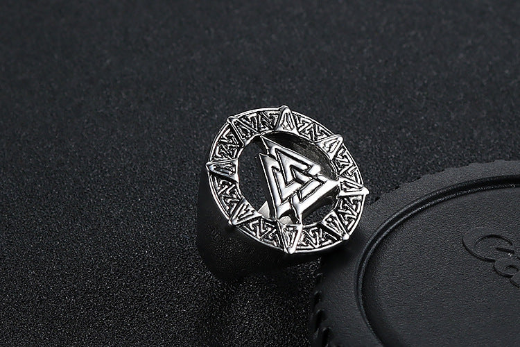 Bloodsteel Warrior Ring – Viking Valor Forged in Fire