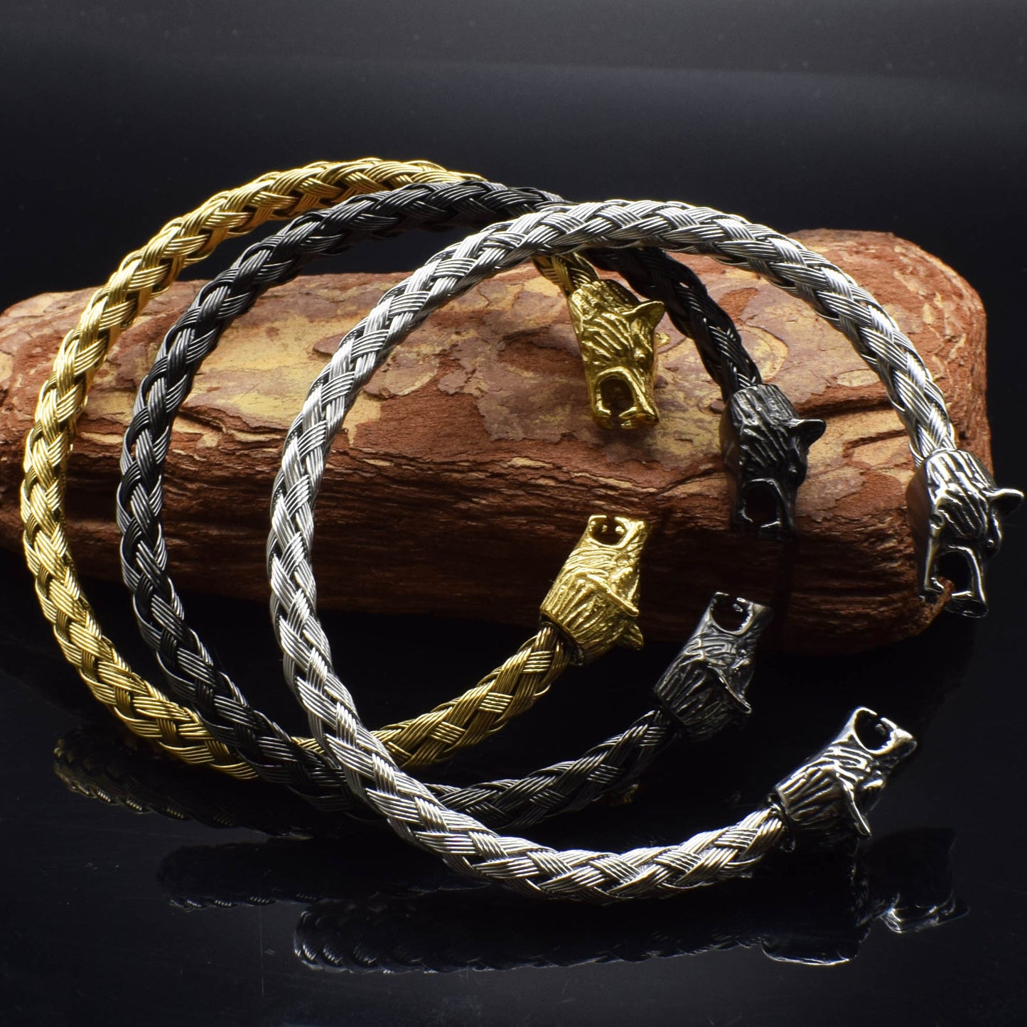 "Fenrirbind" – Viking Wolf Head Braided Bracelet