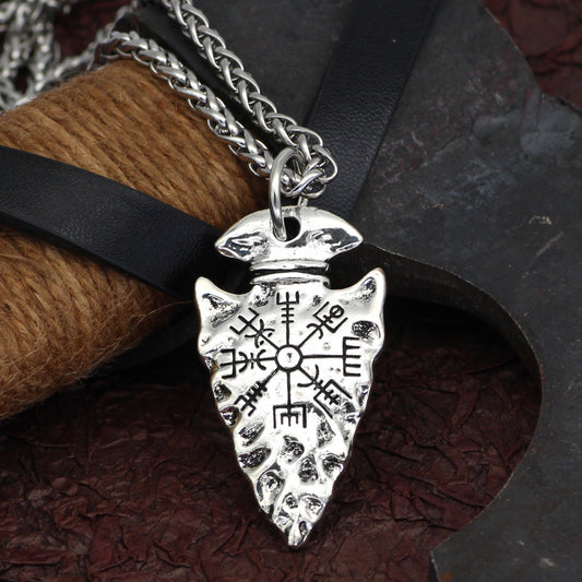 “Irontrack” – Simple Compass Pendant
